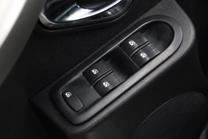 Nissan Terrano III (D10) с пробегом 2015 года, цена 1 125 350 рублей, 73753 км, внедорожник, Автокод Объявления