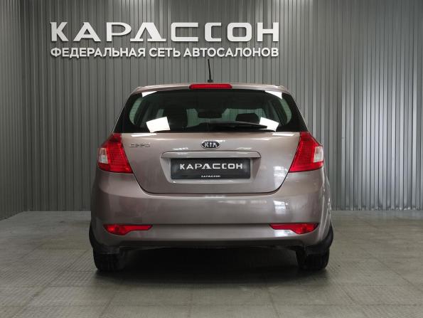 Kia Ceed I Рестайлинг с пробегом 2010 года, цена 695 000 рублей, 203163 км, хэтчбек, Автокод Объявления