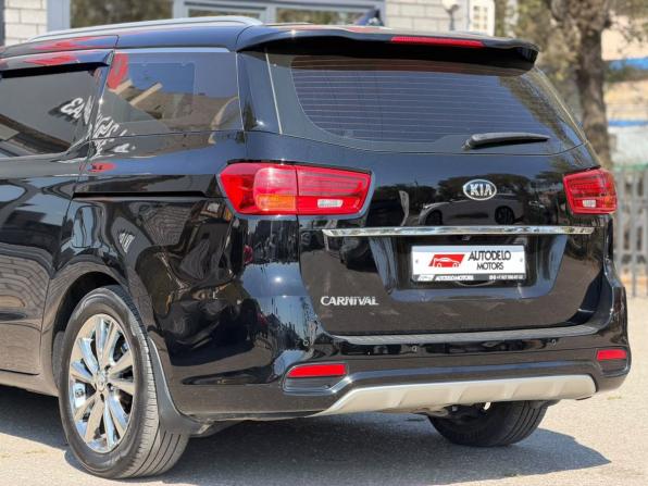 Kia Carnival III с пробегом 2020 года, цена 3 090 000 рублей, 126274 км, минивэн, Автокод Объявления