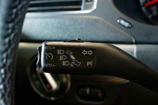 Volkswagen Jetta VI с пробегом 2013 года, цена 909 000 рублей, 168380 км, седан, Автокод Объявления