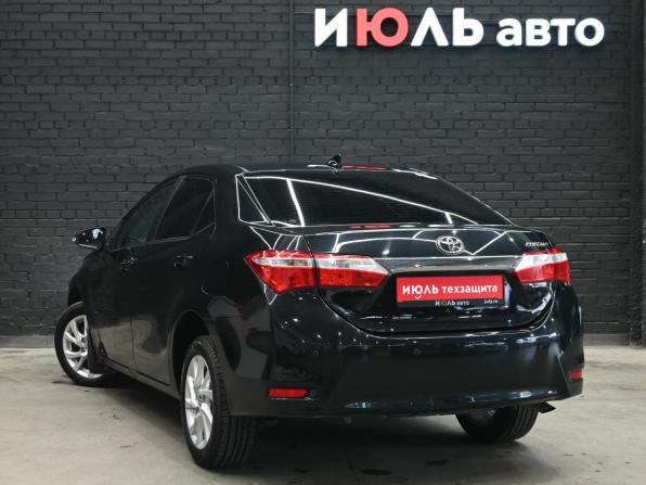 Toyota Corolla XI (E160 E170 E180) Рестайлинг 1 с пробегом 2018 года, цена 1 800 000 рублей, 110054 км, седан, Автокод Объявления