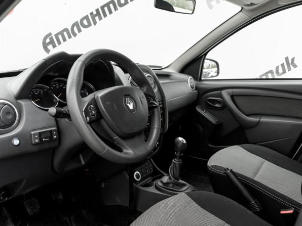 Renault Duster I Рестайлинг с пробегом 2017 года, цена 955 000 рублей, 110035 км, внедорожник, Автокод Объявления