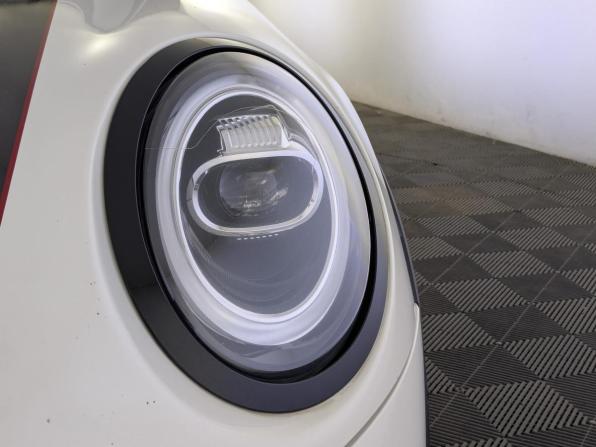 Mini Hatch III (F55/F56) Рестайлинг с пробегом 2020 года, цена 3 300 000 рублей, 84934 км, хэтчбек, Автокод Объявления