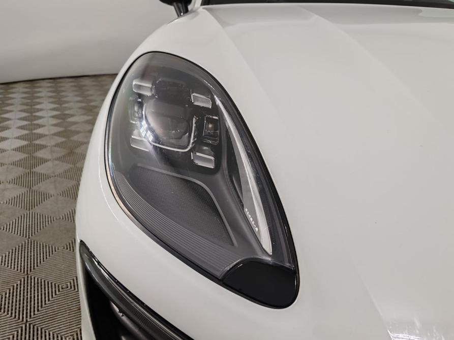 Porsche Macan I Москва  - изображение 17