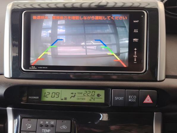 Toyota Wish II Рестайлинг с пробегом 2012 года, цена 1 280 000 рублей, 160000 км, минивэн, Автокод Объявления