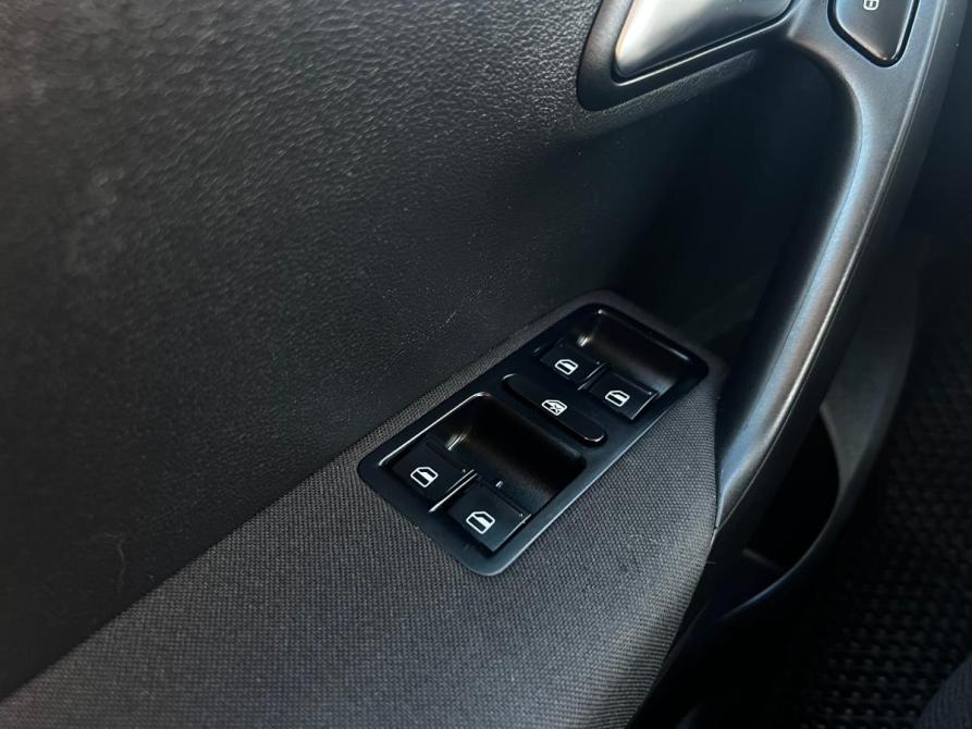 Volkswagen Polo V Рестайлинг Стерлитамак  - изображение 19