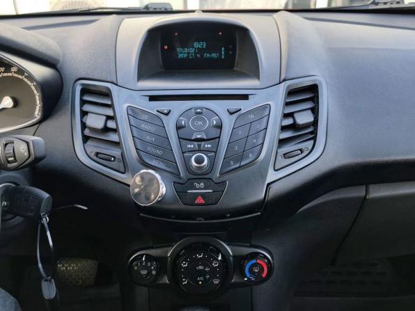 Ford Fiesta Mk6 Рестайлинг с пробегом 2016 года, цена 690 000 рублей, 117591 км, хэтчбек, Автокод Объявления