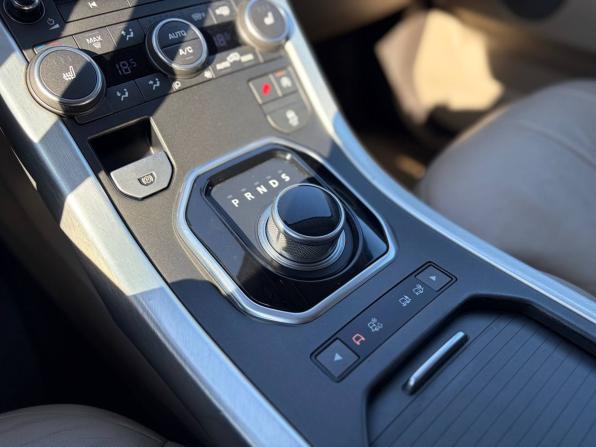 Land Rover Range Rover Evoque I Рестайлинг с пробегом 2016 года, цена 2 235 000 рублей, 155003 км, внедорожник, Автокод Объявления
