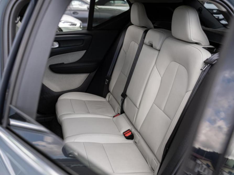 Volvo XC40 I Сочи  - изображение 9