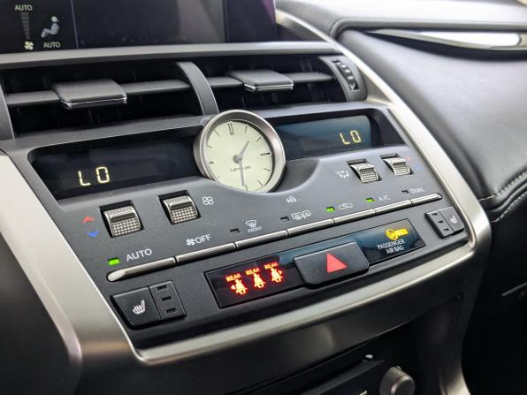 Lexus NX I Рестайлинг с пробегом 2020 года, цена 3 350 000 рублей, 135995 км, внедорожник, Автокод Объявления