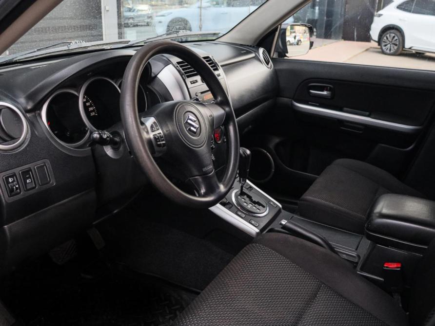 Suzuki Grand Vitara II Рестайлинг Москва  - изображение 12