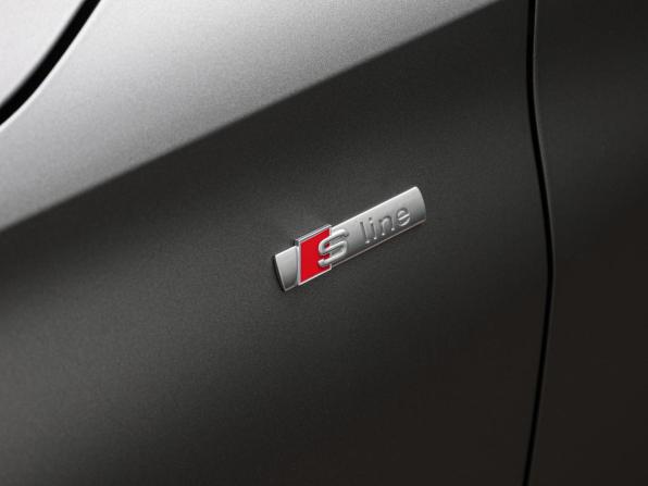 Audi A3 IV (8Y) с пробегом 2021 года, цена 2 898 000 рублей, 42770 км, хэтчбек, Автокод Объявления