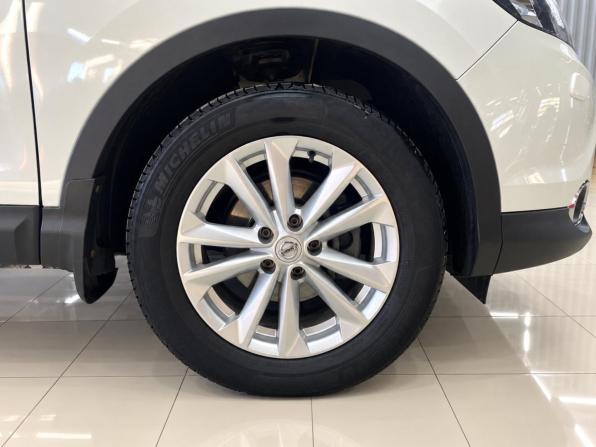 Nissan Qashqai II с пробегом 2015 года, цена 1 470 000 рублей, 178512 км, внедорожник, Автокод Объявления
