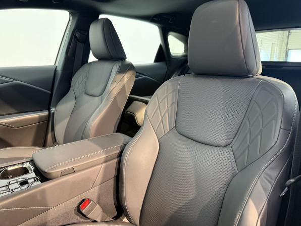 Lexus RX V с пробегом 2025 года, цена 7 935 000 рублей, 63 км, внедорожник, Автокод Объявления