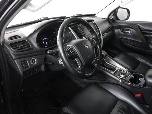 Mitsubishi Pajero Sport III с пробегом 2018 года, цена 2 690 000 рублей, 170350 км, внедорожник, Автокод Объявления