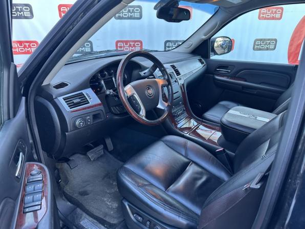 Cadillac Escalade III с пробегом 2008 года, цена 1 799 900 рублей, 120000 км, внедорожник, Автокод Объявления