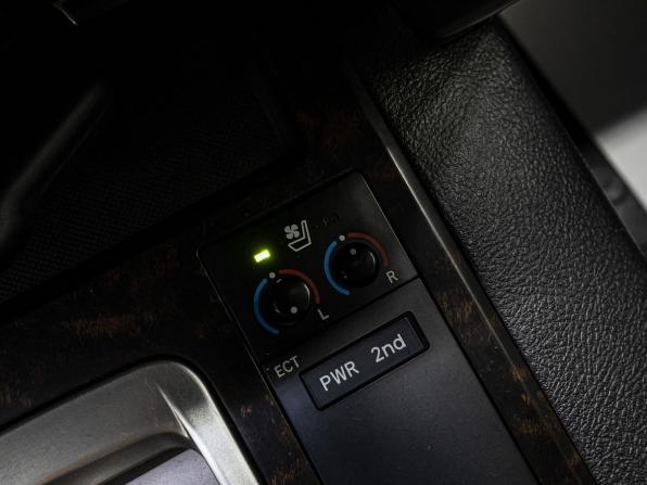 Toyota Land Cruiser 200 Series с пробегом 2012 года, цена 3 690 000 рублей, 191292 км, внедорожник, Автокод Объявления