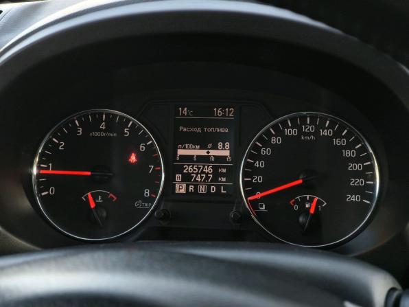 Nissan X-Trail II Рестайлинг с пробегом 2012 года, цена 915 000 рублей, 265745 км, внедорожник, Автокод Объявления