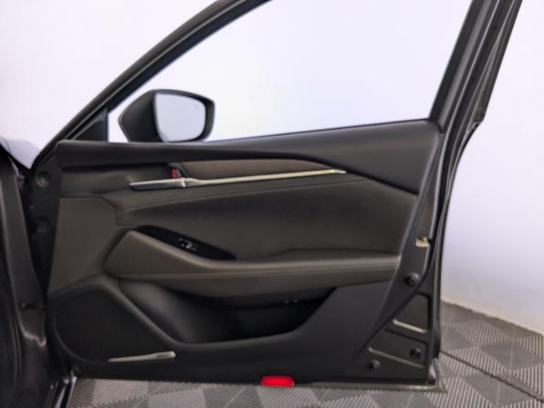 Mazda 6 III (GJ) Рестайлинг 2 с пробегом 2020 года, цена 2 550 000 рублей, 92423 км, седан, Автокод Объявления