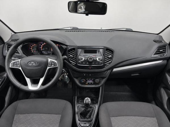 Lada (ВАЗ) Vesta I с пробегом 2019 года, цена 950 000 рублей, 98000 км, универсал, Автокод Объявления