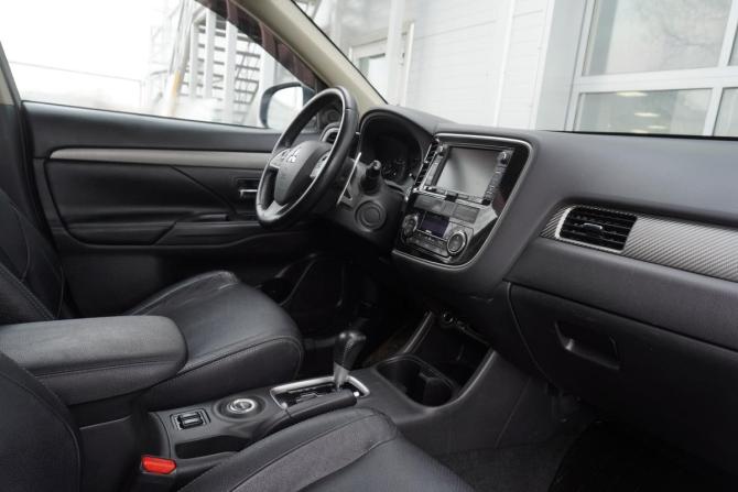 Mitsubishi Outlander III с пробегом 2012 года, цена 1 570 000 рублей, 158992 км, внедорожник, Автокод Объявления
