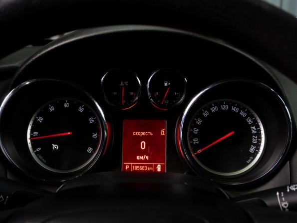 Opel Astra J с пробегом 2012 года, цена 669 000 рублей, 185683 км, хэтчбек, Автокод Объявления