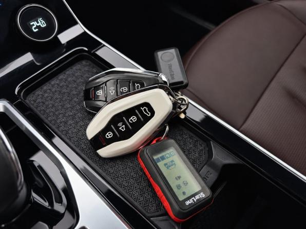 JETOUR X90+ с пробегом 2023 года, цена 2 199 000 рублей, 58141 км, внедорожник, Автокод Объявления