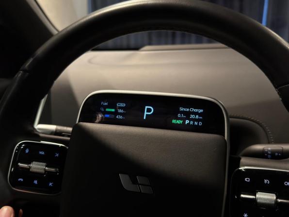 Li Auto (Lixiang) L9 I с пробегом 2024 года, цена 8 800 000 рублей, 31853 км, внедорожник, Автокод Объявления