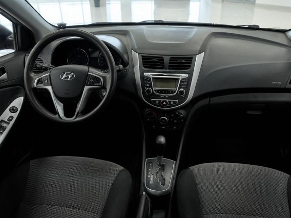 Hyundai Solaris I с пробегом 2013 года, цена 862 000 рублей, 107527 км, седан, Автокод Объявления