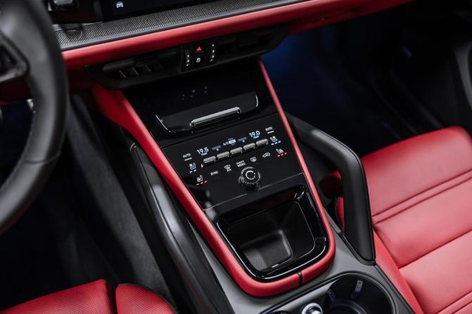 Новый Porsche Cayenne III Рестайлинг 2025 года, цена 22 750 000 рублей, внедорожник, Автокод Объявления