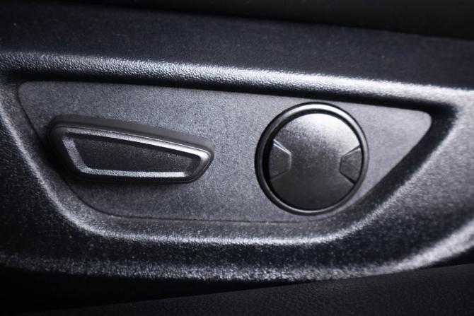 Ford Mustang VI Рестайлинг с пробегом 2021 года, цена 3 699 000 рублей, 45265 км, кабриолет, Автокод Объявления