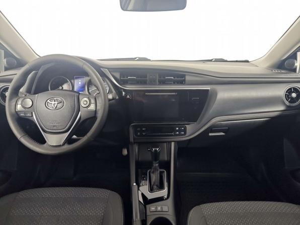 Toyota Corolla XI (E160 E170 E180) Рестайлинг 1 с пробегом 2018 года, цена 1 630 000 рублей, 118742 км, седан, Автокод Объявления