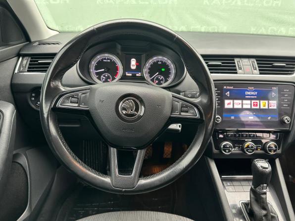 Skoda Octavia III (A7) Рестайлинг с пробегом 2017 года, цена 1 749 000 рублей, 156085 км, лифтбек, Автокод Объявления