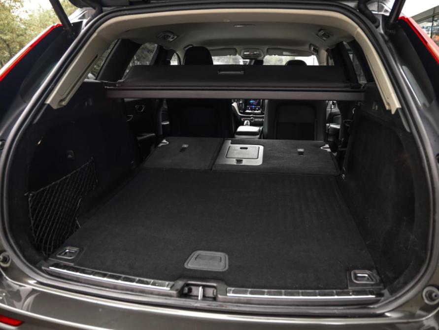 Volvo XC60 II Рестайлинг Санкт-Петербург  - изображение 34