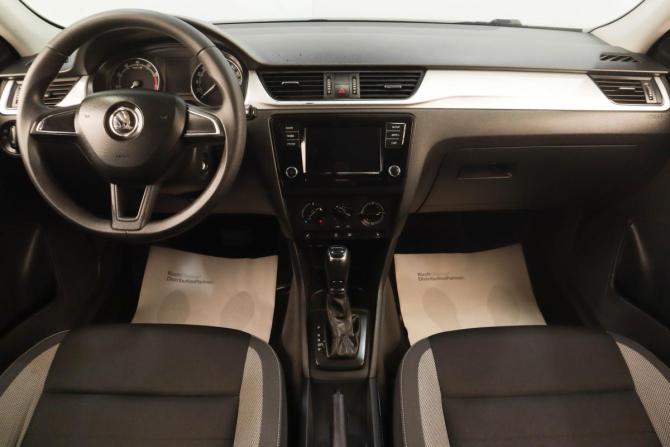 Skoda Rapid I с пробегом 2017 года, цена 999 000 рублей, 151429 км, лифтбек, Автокод Объявления
