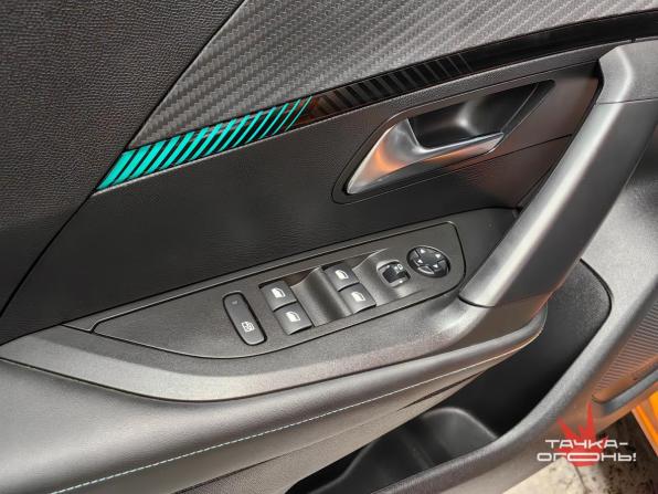Peugeot 2008 II с пробегом 2021 года, цена 1 600 000 рублей, 108000 км, внедорожник, Автокод Объявления