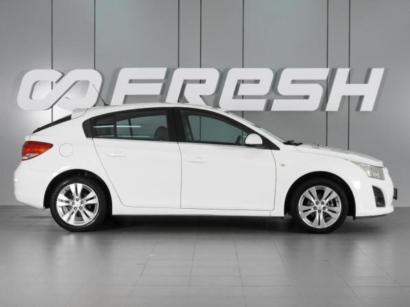 Chevrolet Cruze I Рестайлинг с пробегом 2013 года, цена 980 000 рублей, 95048 км, хэтчбек, Автокод Объявления