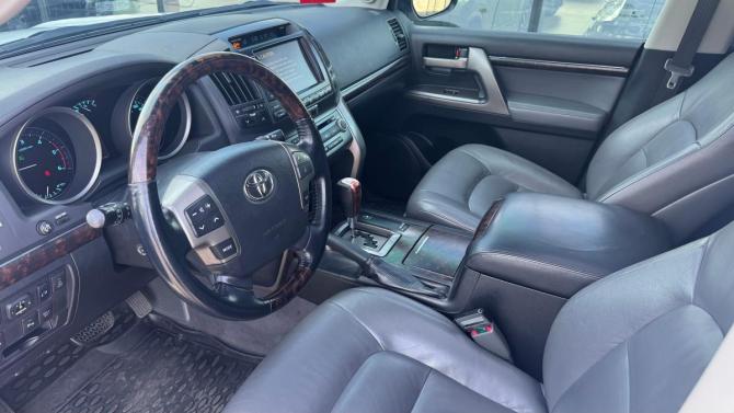 Toyota Land Cruiser 200 Series с пробегом 2008 года, цена 3 010 000 рублей, 177964 км, внедорожник, Автокод Объявления