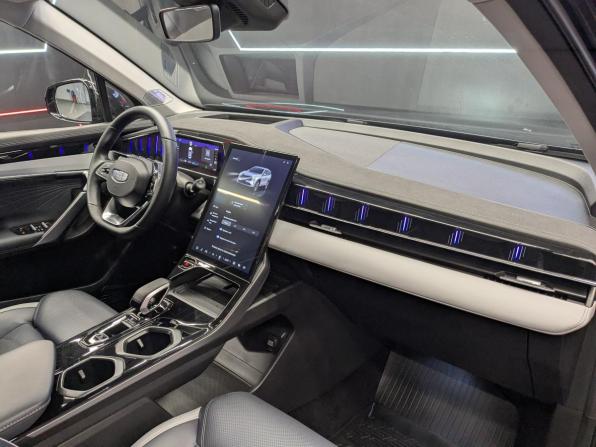 Geely Atlas II с пробегом 2024 года, цена 2 895 000 рублей, 20943 км, внедорожник, Автокод Объявления