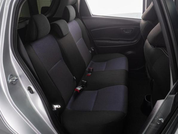 Toyota Vitz III (XP130) Рестайлинг 2 с пробегом 2018 года, цена 1 029 000 рублей, 111092 км, хэтчбек, Автокод Объявления