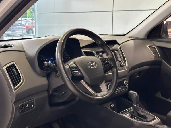 Hyundai Creta I Рестайлинг с пробегом 2021 года, цена 2 115 000 рублей, 111874 км, внедорожник, Автокод Объявления