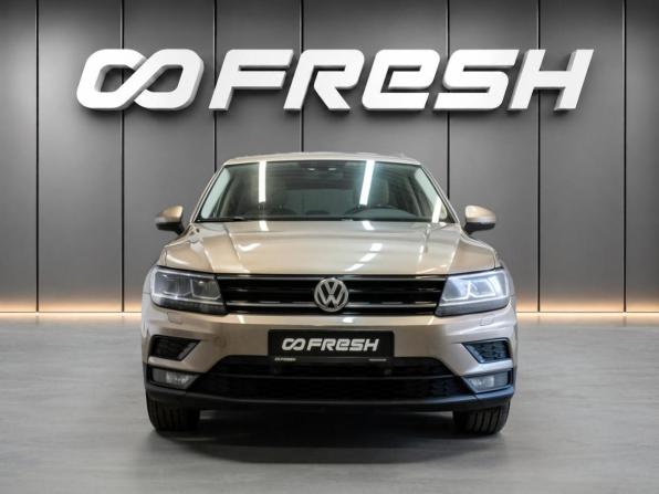 Volkswagen Tiguan II с пробегом 2017 года, цена 2 200 000 рублей, 157843 км, внедорожник, Автокод Объявления