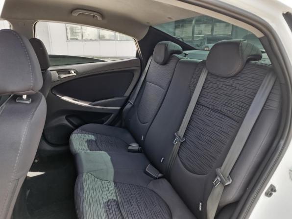 Hyundai Solaris I Рестайлинг с пробегом 2015 года, цена 1 068 000 рублей, 123079 км, седан, Автокод Объявления