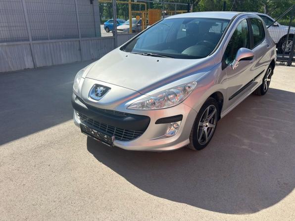 Peugeot 308 I с пробегом 2009 года, цена 380 000 рублей, 195000 км, хэтчбек, Автокод Объявления