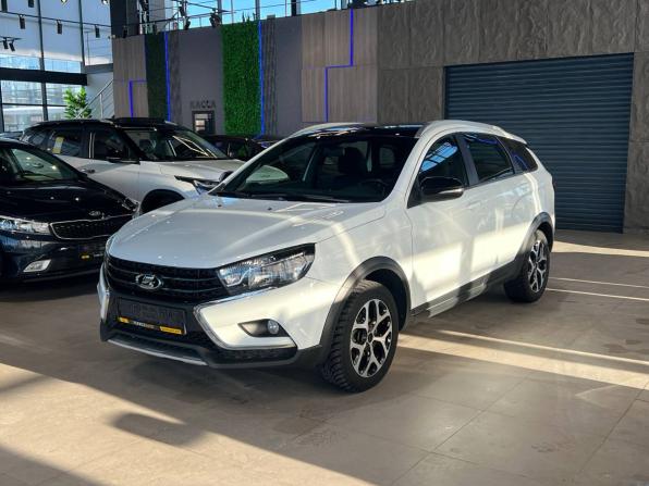 Lada (ВАЗ) Vesta I с пробегом 2020 года, цена 1 330 000 рублей, 60100 км, универсал, Автокод Объявления
