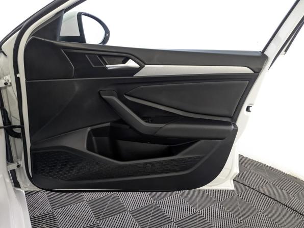 Volkswagen Jetta VII с пробегом 2021 года, цена 1 979 000 рублей, 49577 км, седан, Автокод Объявления