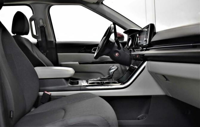 Kia Carnival IV с пробегом 2022 года, цена 4 010 000 рублей, 75078 км, минивэн, Автокод Объявления