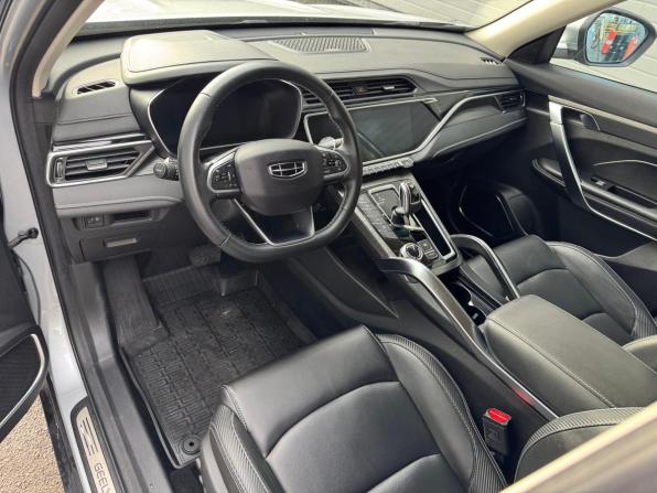 Geely Atlas Pro с пробегом 2023 года, цена 1 879 000 рублей, 64781 км, внедорожник, Автокод Объявления