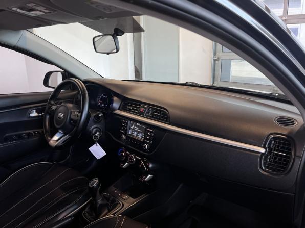 Kia Rio IV с пробегом 2017 года, цена 1 265 000 рублей, 98419 км, седан, Автокод Объявления