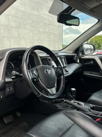 Toyota RAV4 IV (XA40) Рестайлинг с пробегом 2018 года, цена 2 590 000 рублей, 102036 км, внедорожник, Автокод Объявления